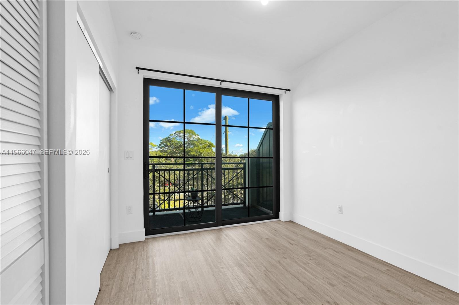 4100 SW 64th Ave # 211