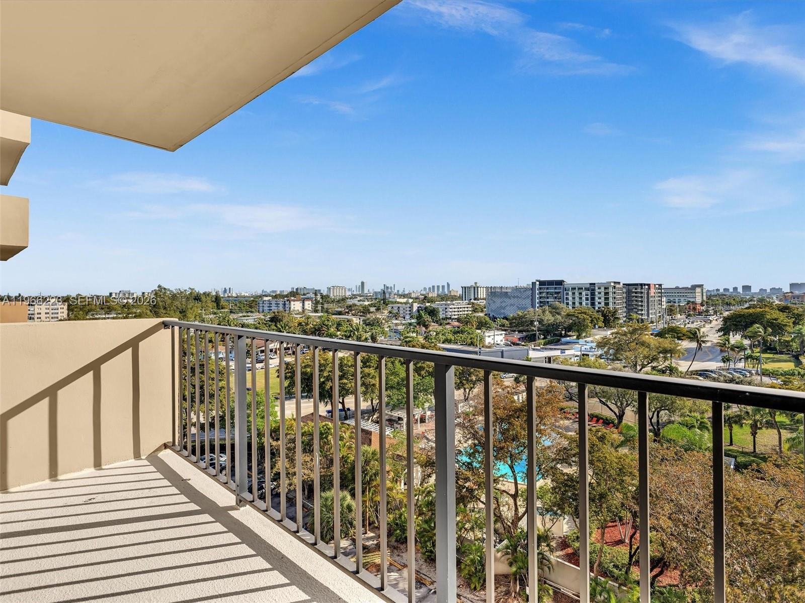 1470 NE 123rd St # A813