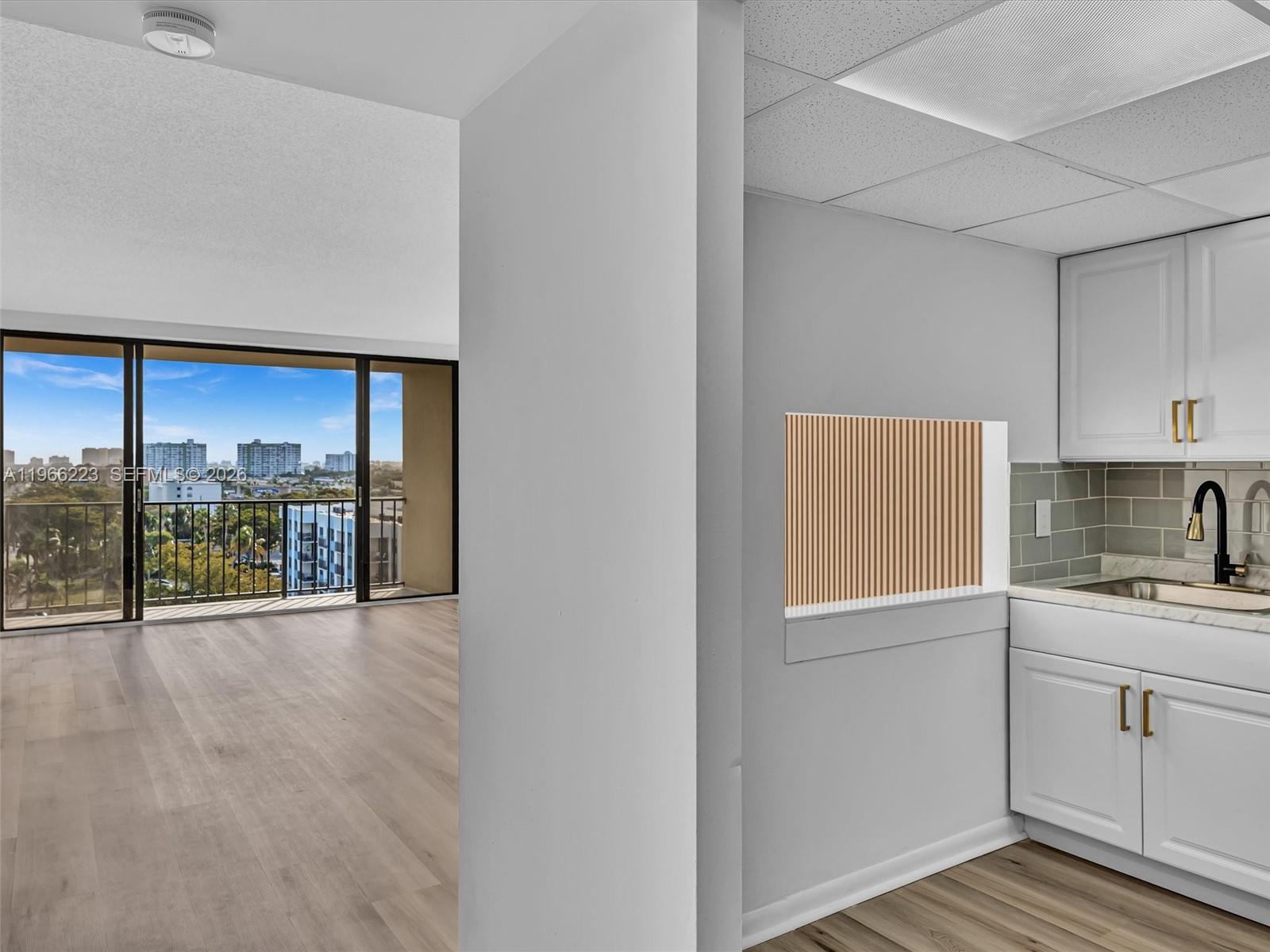 1470 NE 123rd St # A813