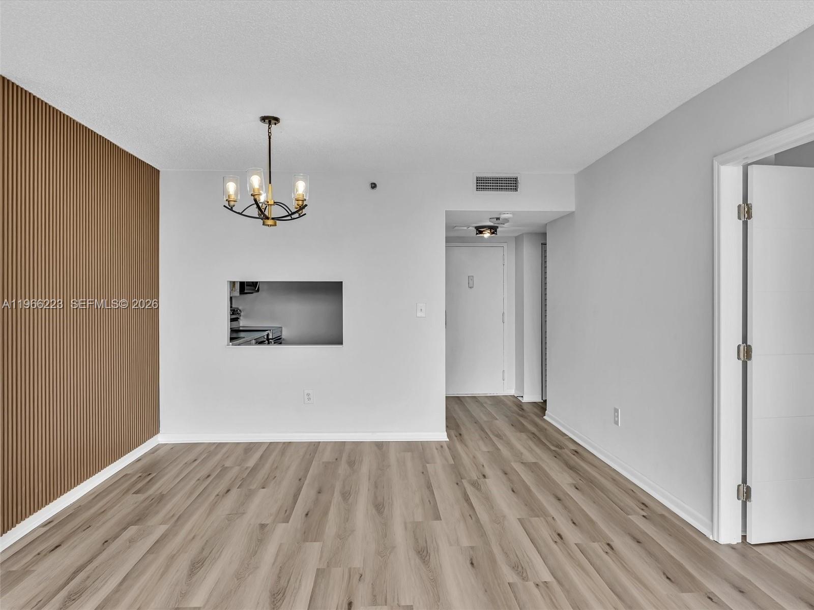 1470 NE 123rd St # A813