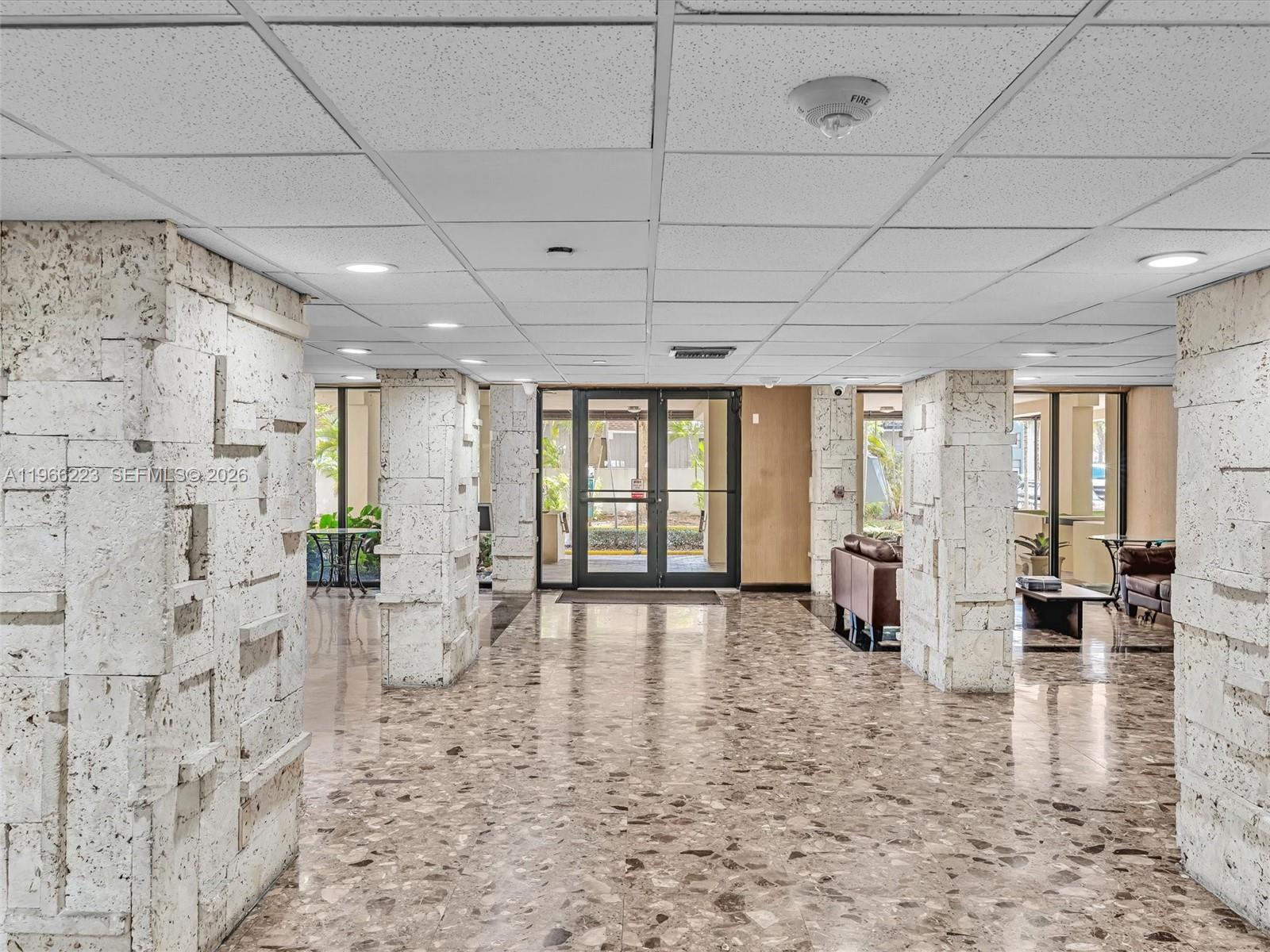 1470 NE 123rd St # A813