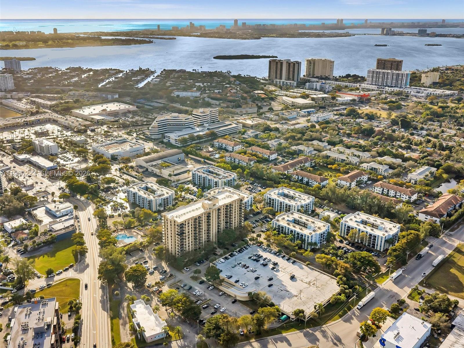 1470 NE 123rd St # A813