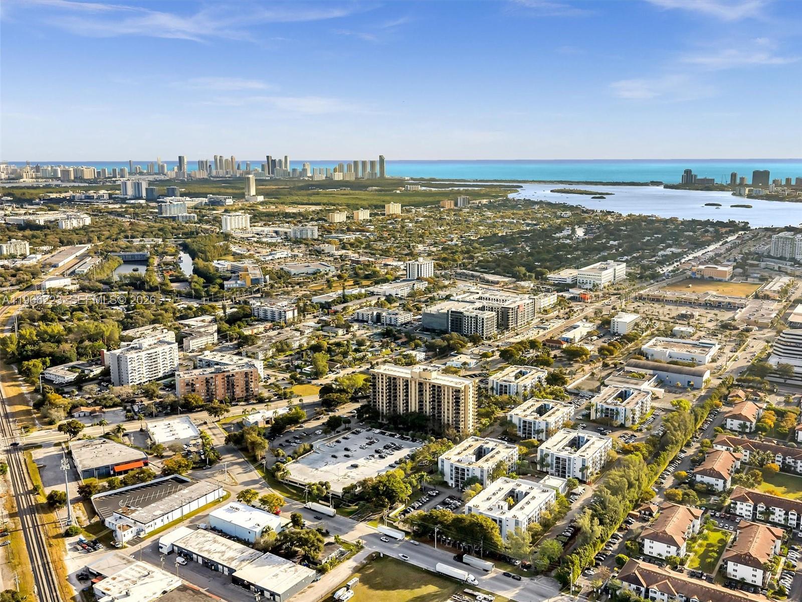 1470 NE 123rd St # A813