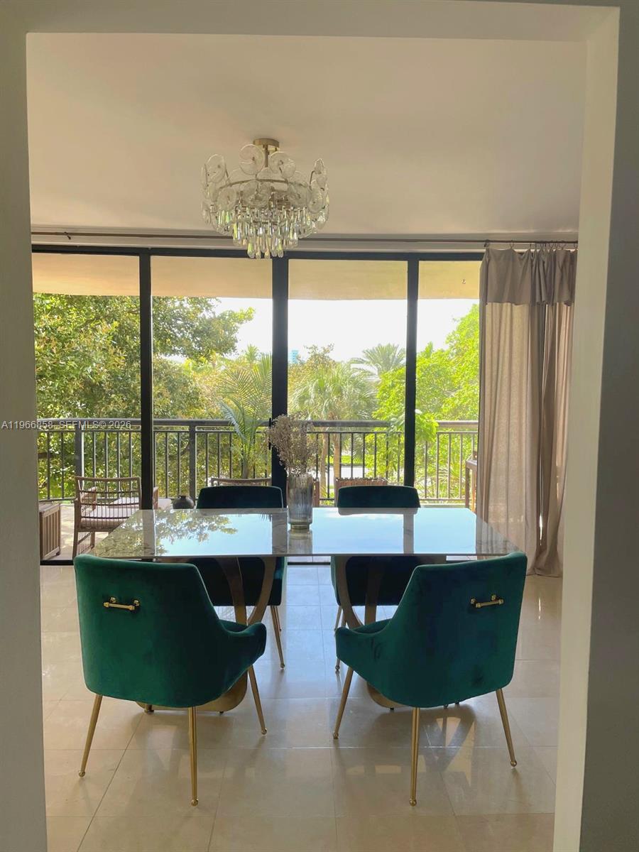 10175 Collins Ave # 208