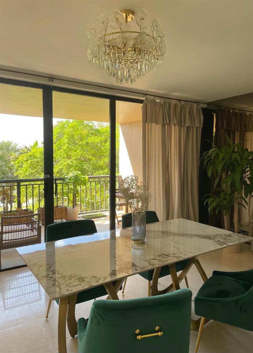 10175 Collins Ave # 208