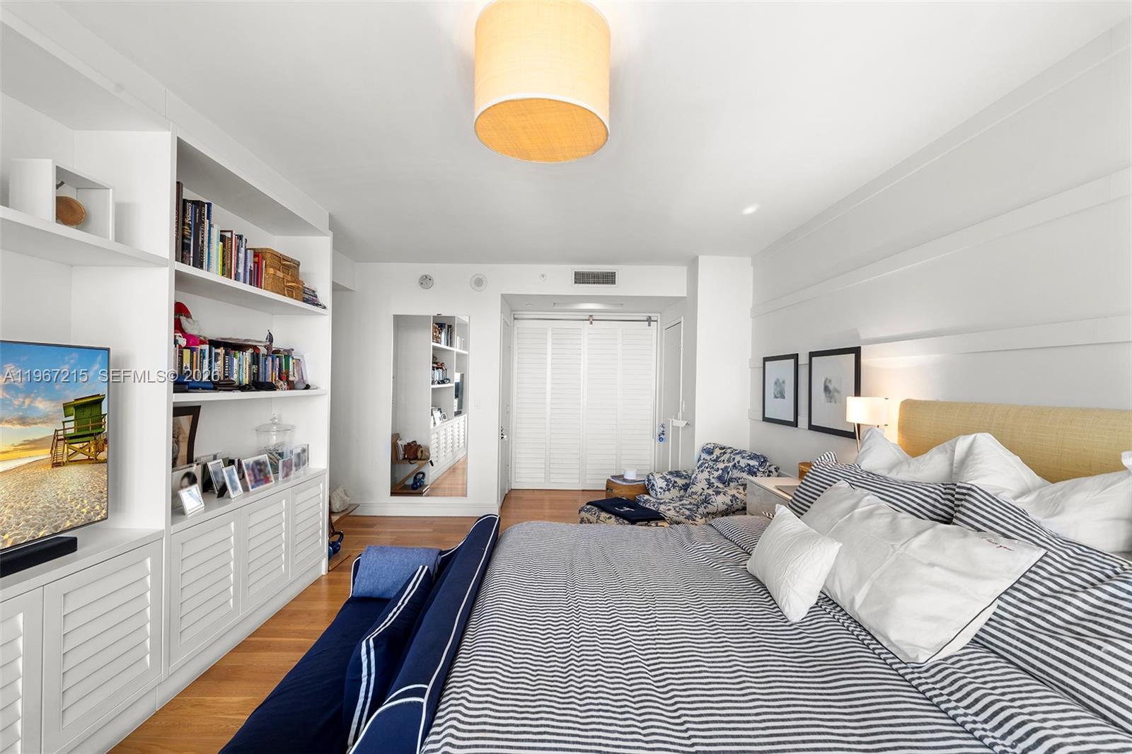 789 Crandon Blvd # 1001