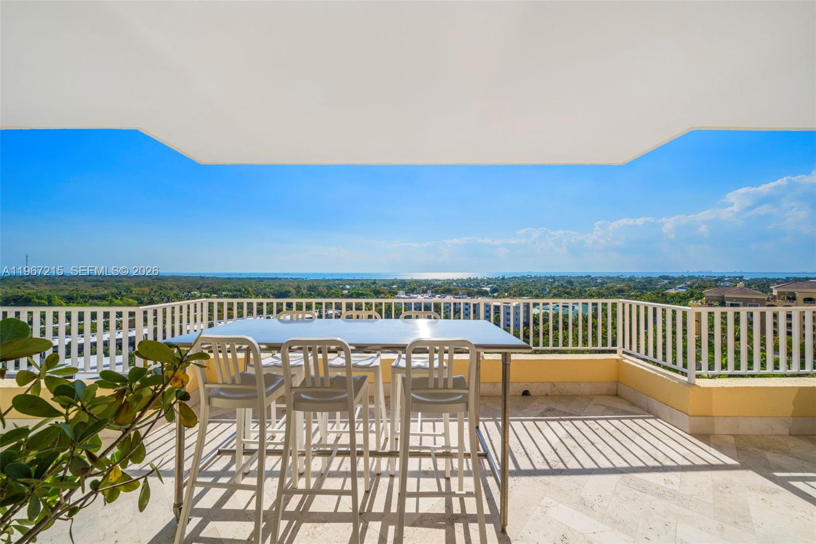 789 Crandon Blvd # 1001
