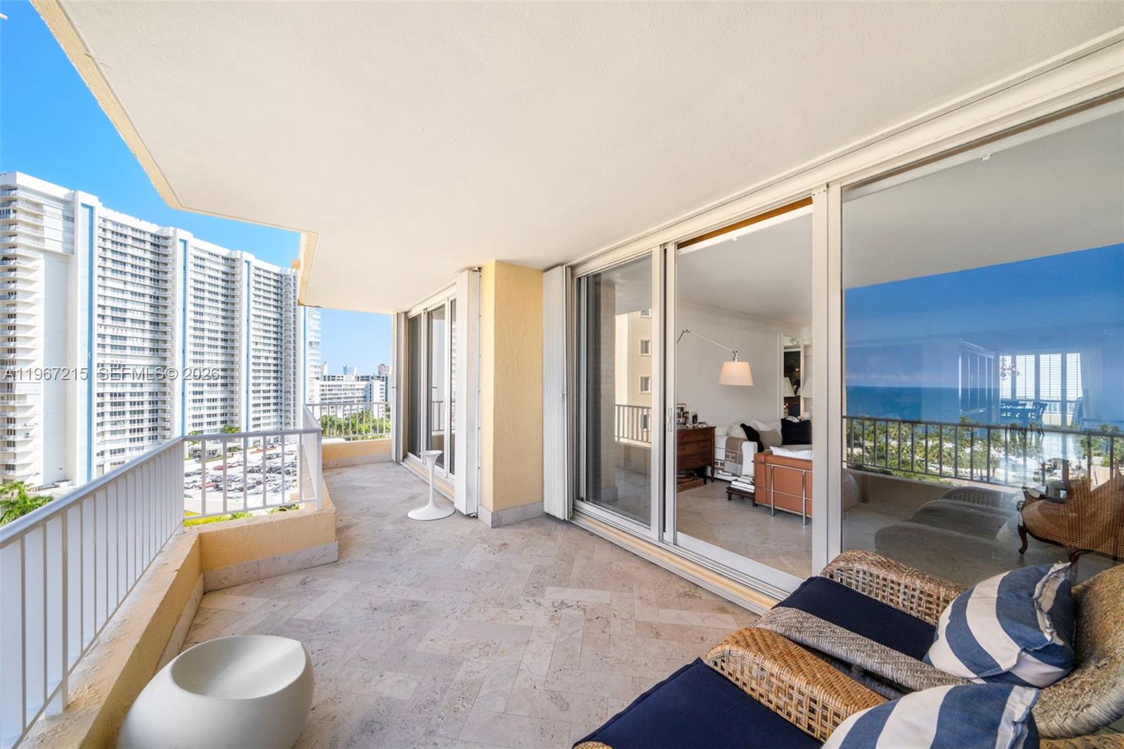 789 Crandon Blvd # 1001