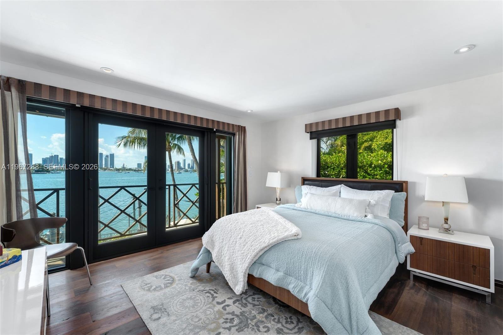 34 W DILIDO DR