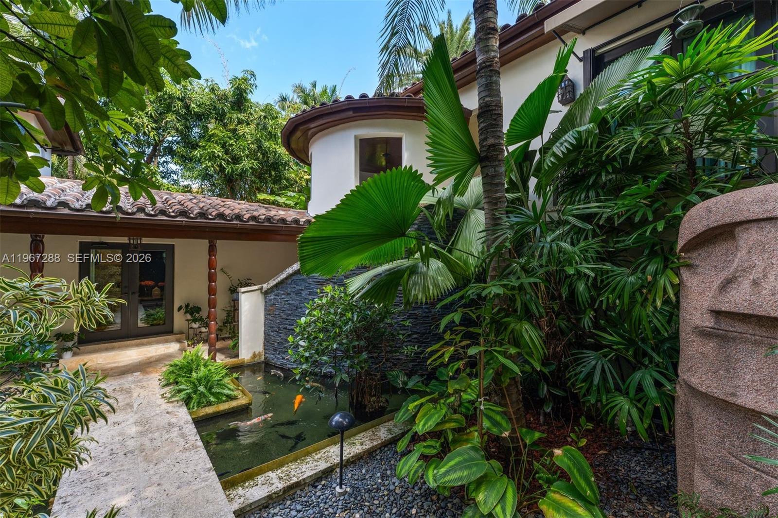 34 W DILIDO DR