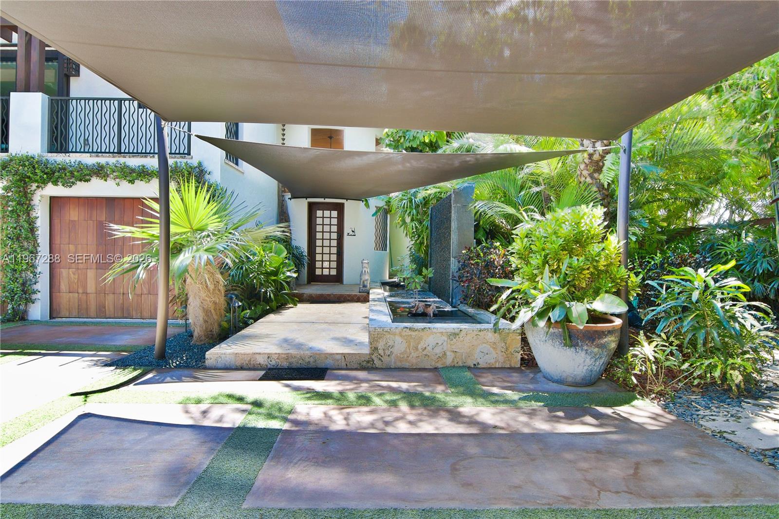 34 W DILIDO DR