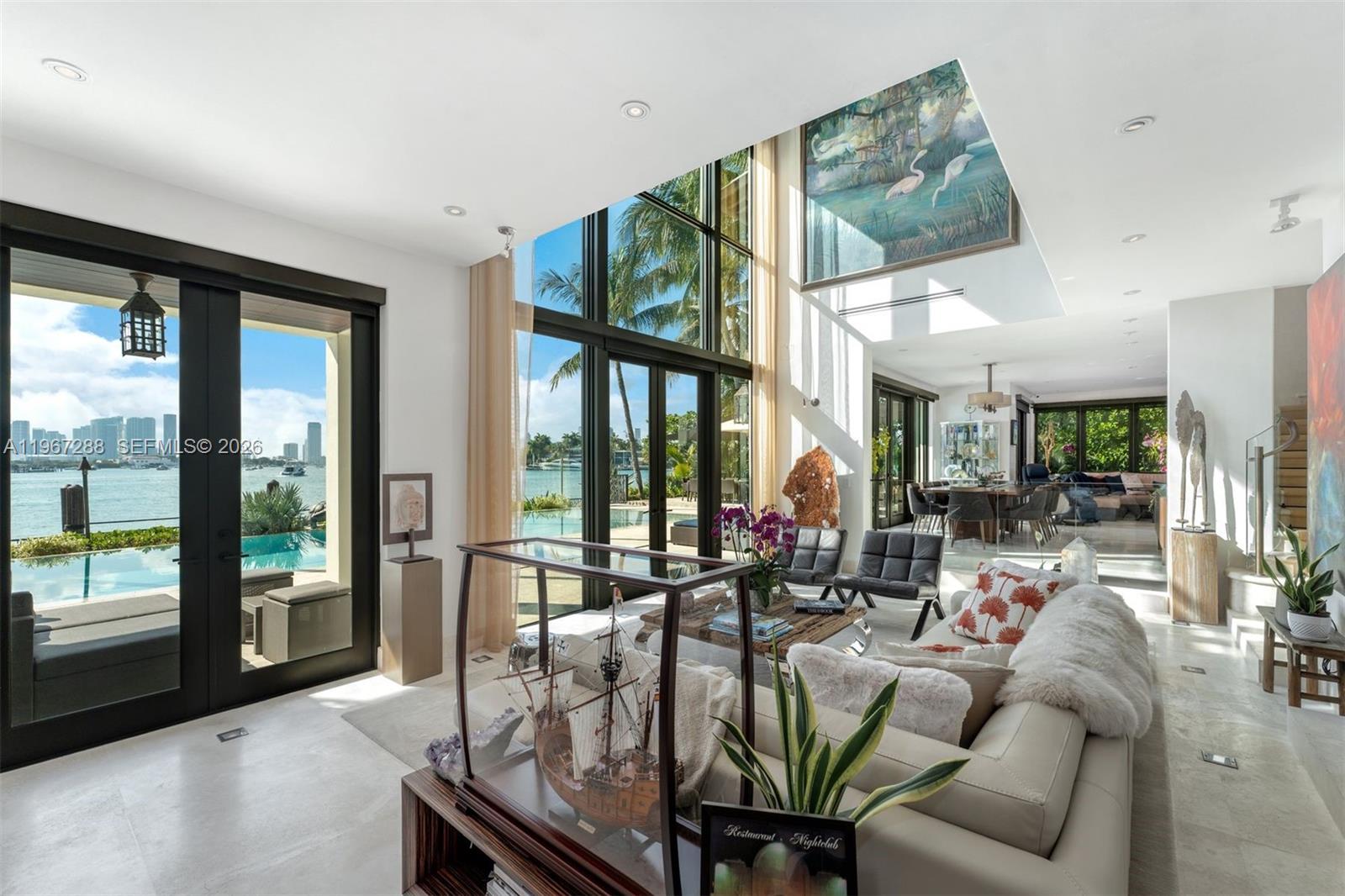34 W DILIDO DR