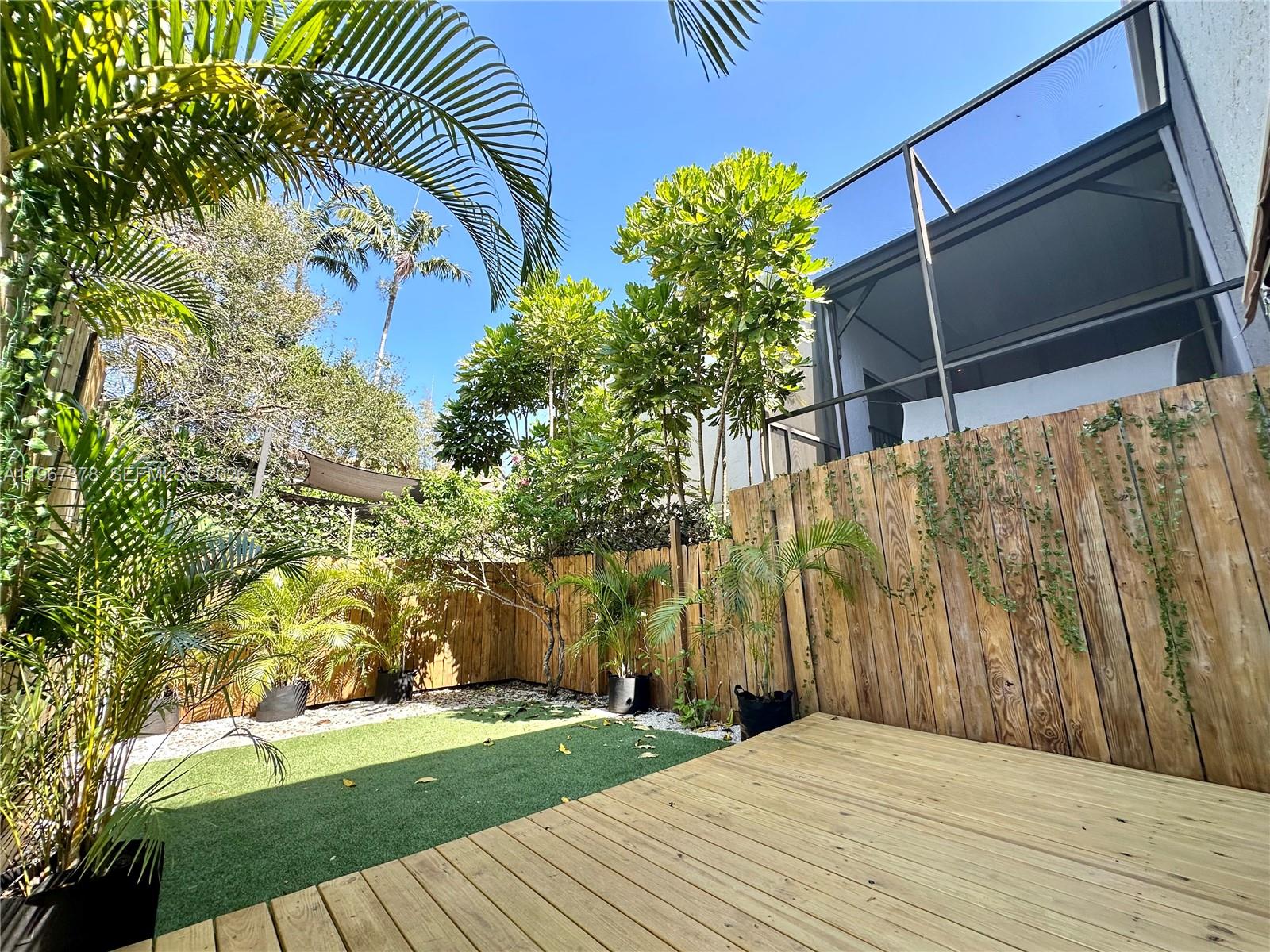 3147 Jackson Ave # 3147