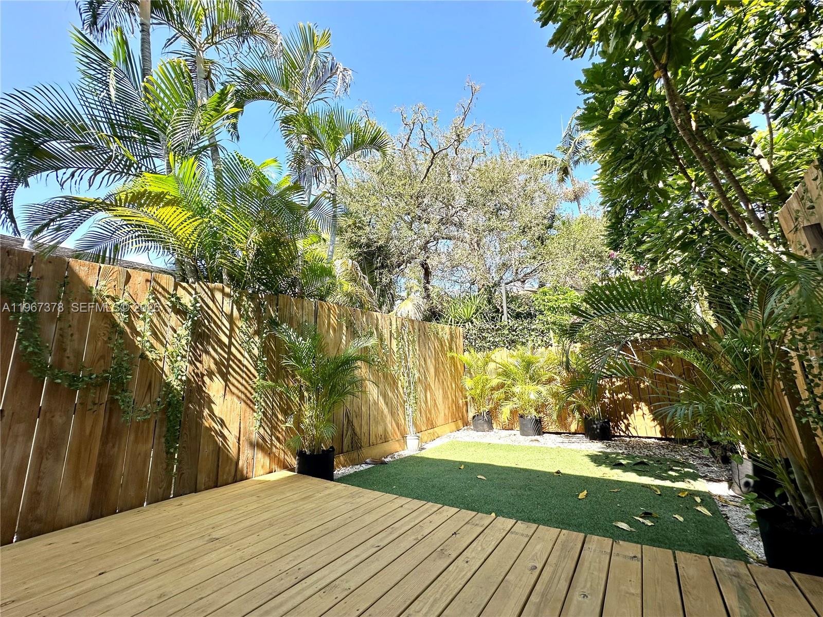 3147 Jackson Ave # 3147