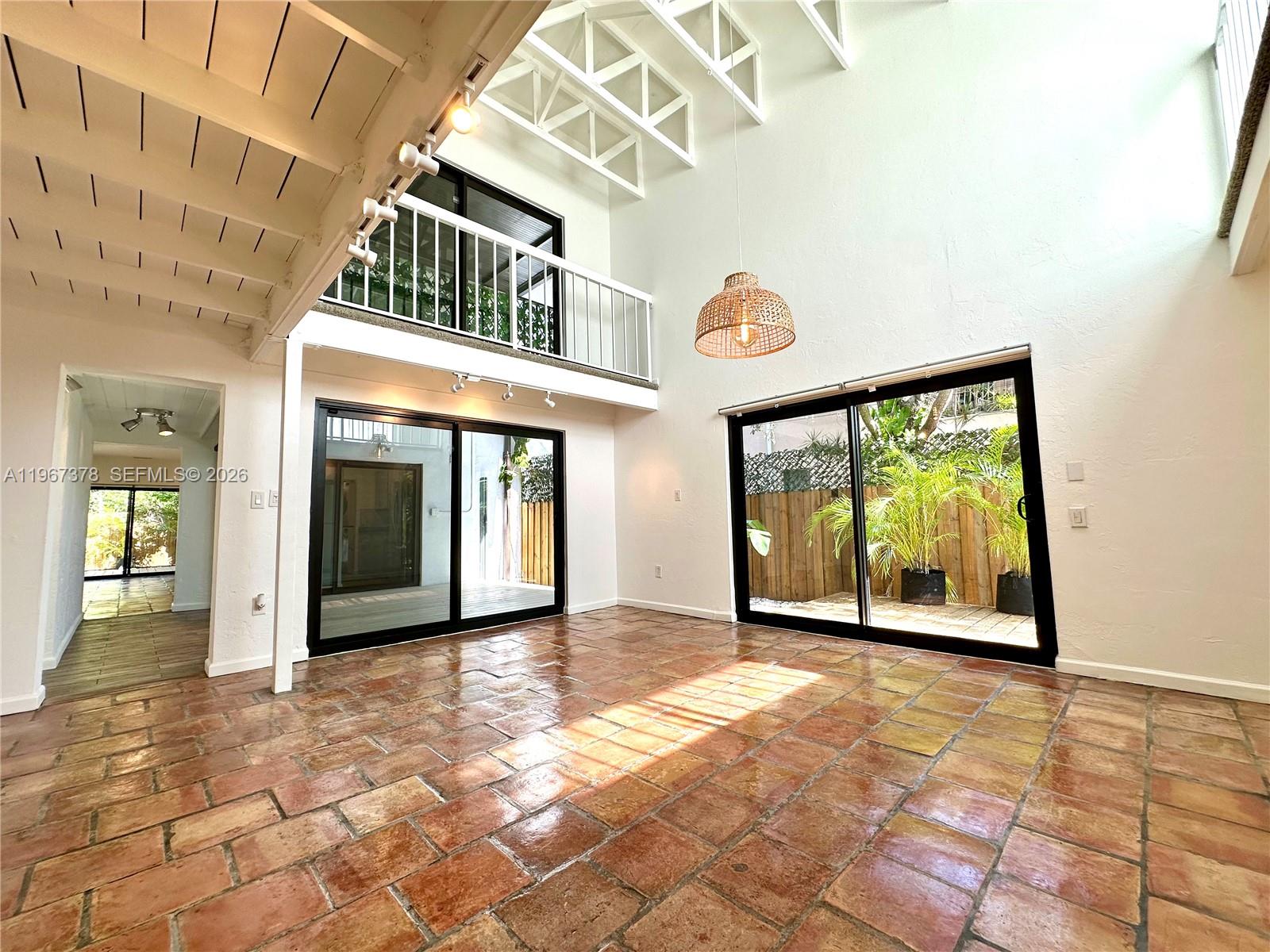 3147 Jackson Ave # 3147