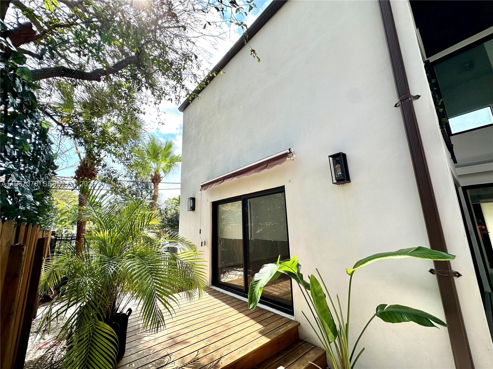 3147 Jackson Ave # 3147