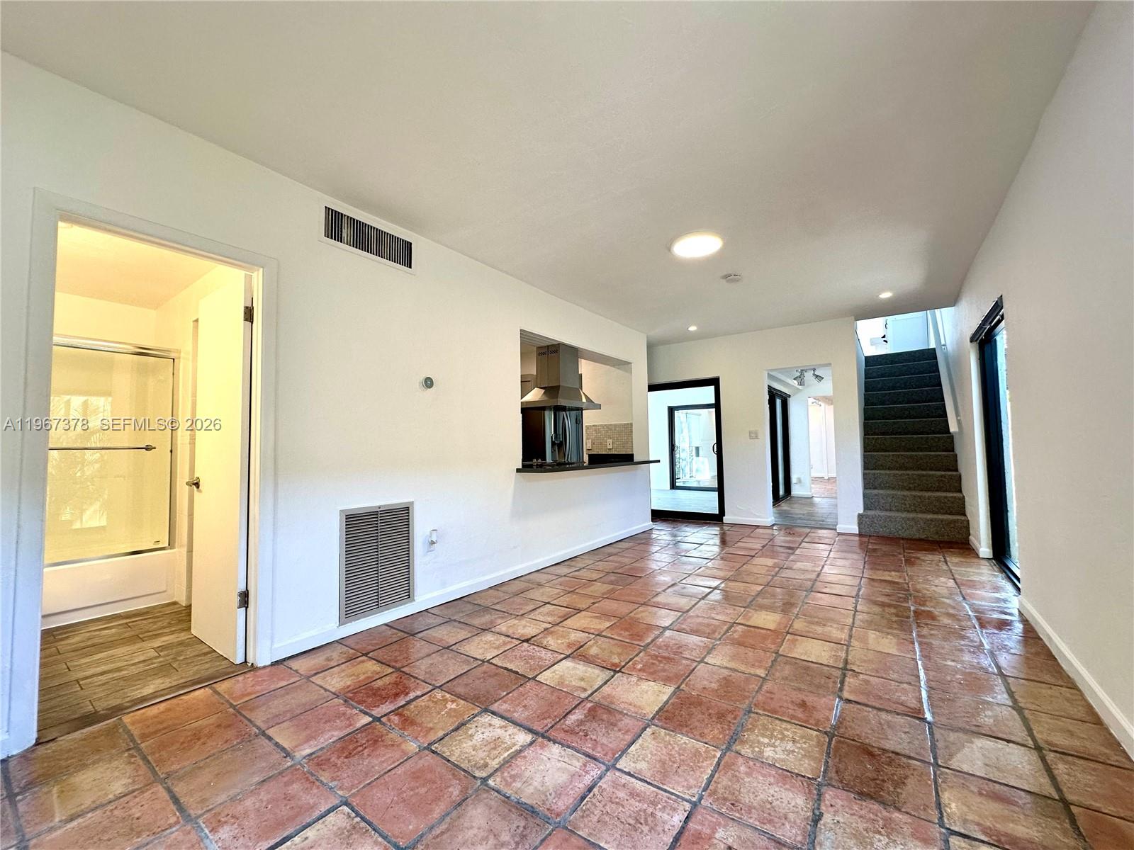 3147 Jackson Ave # 3147