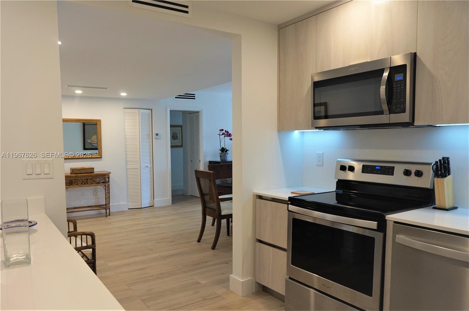 210 Sea View Dr # 408
