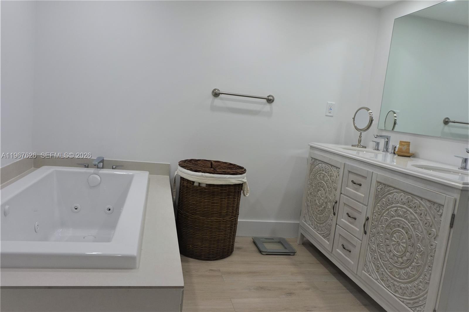 210 Sea View Dr # 408