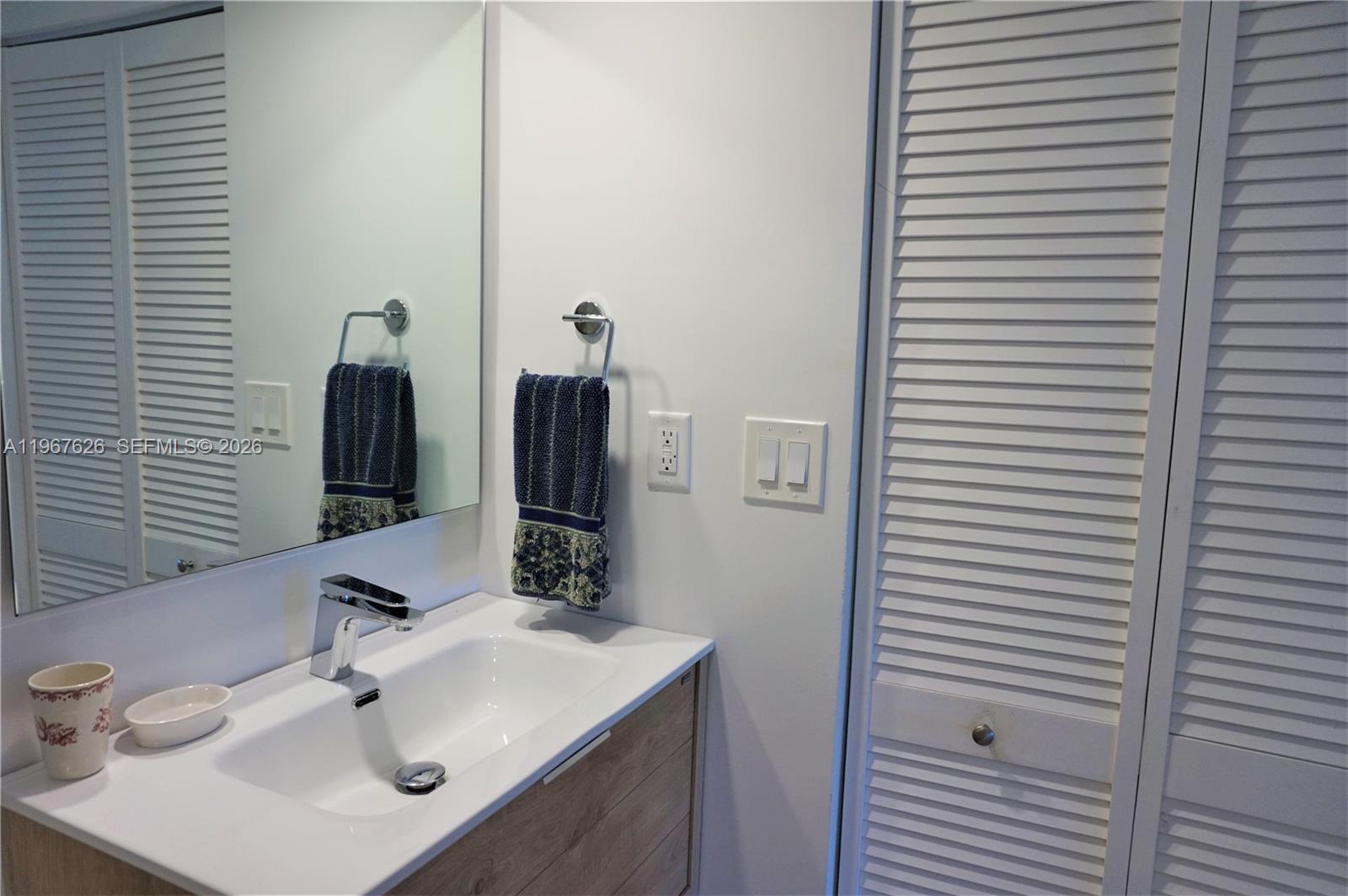 210 Sea View Dr # 408