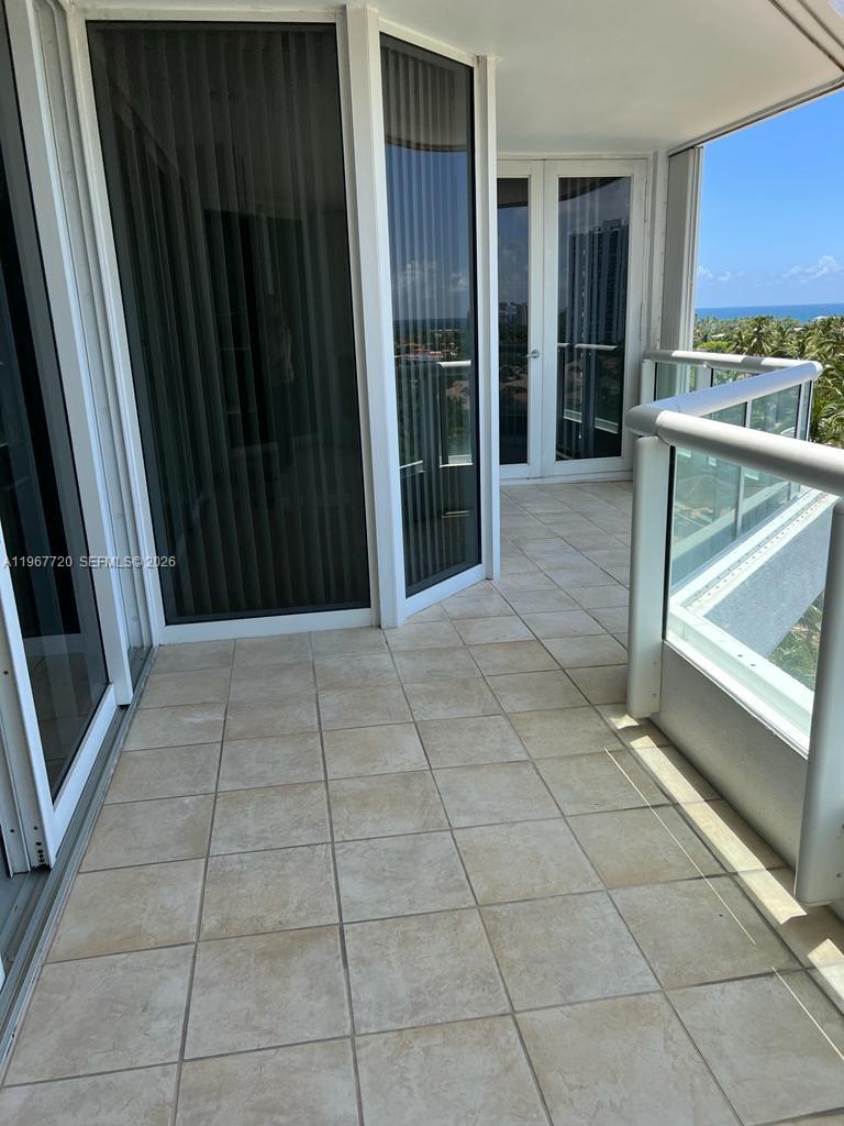 21055 Yacht Club Dr # 1009