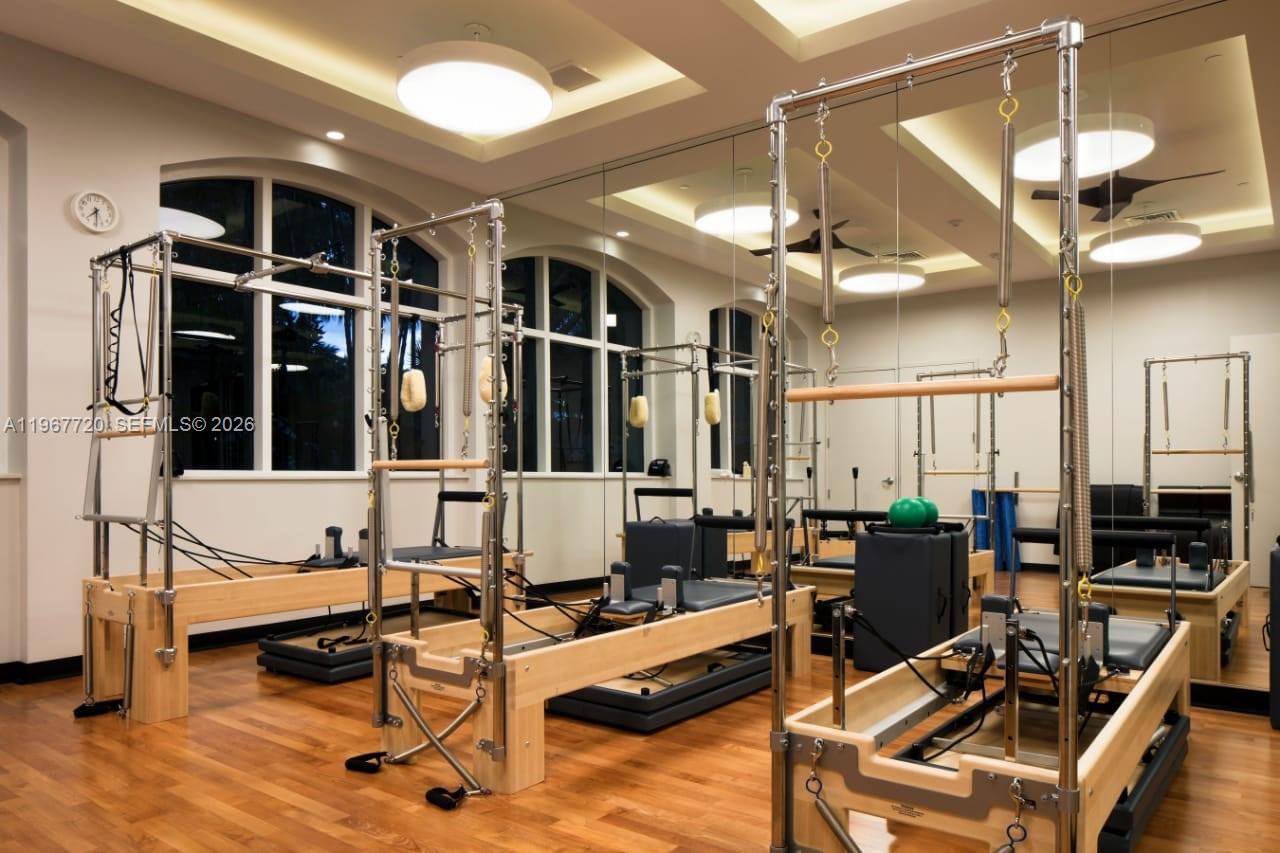 21055 Yacht Club Dr # 1009