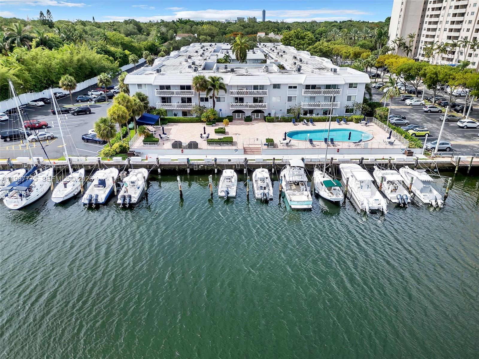 100 Edgewater Dr # 240