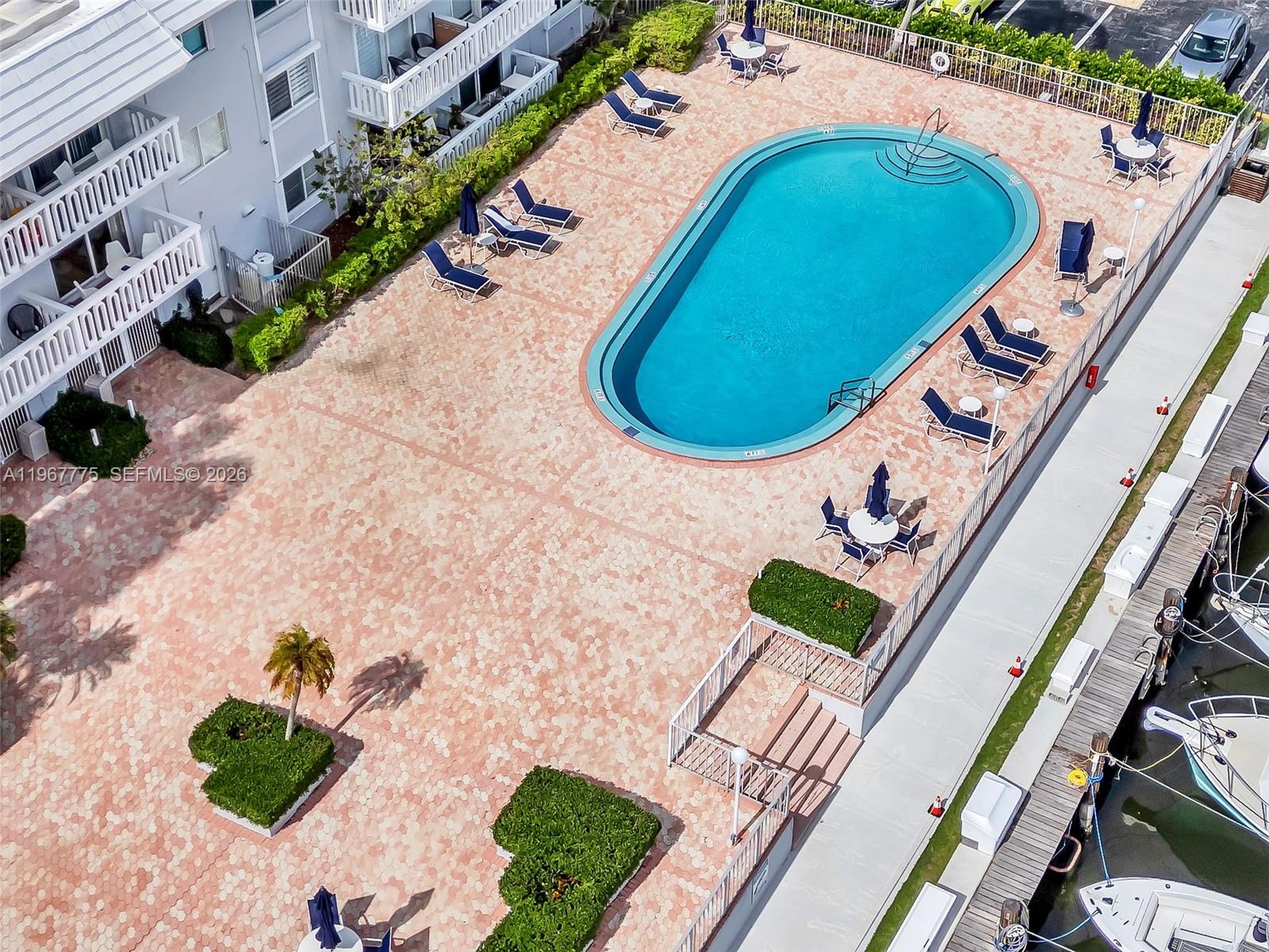 100 Edgewater Dr # 240