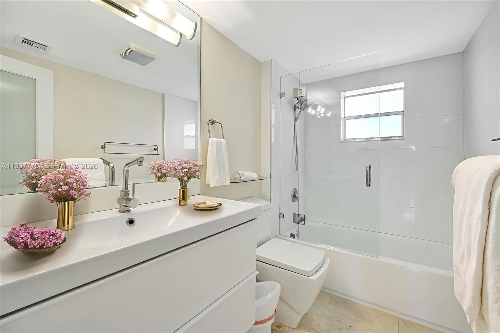 100 Edgewater Dr # 240