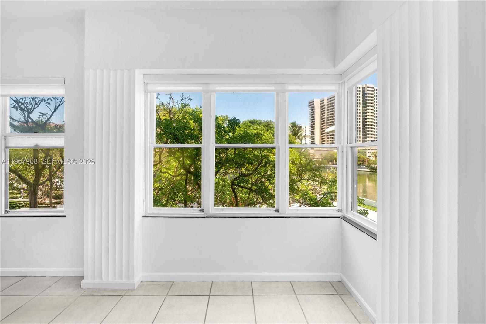 2421 Lake Pancoast Dr # 2C