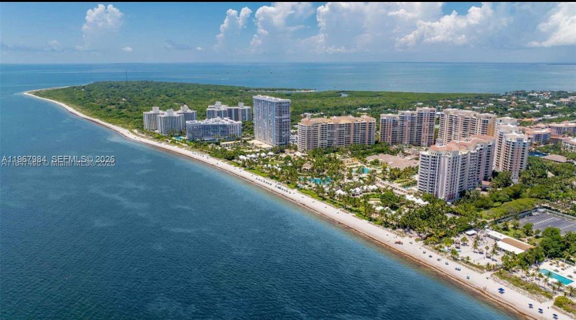 781 Crandon Blvd # 106