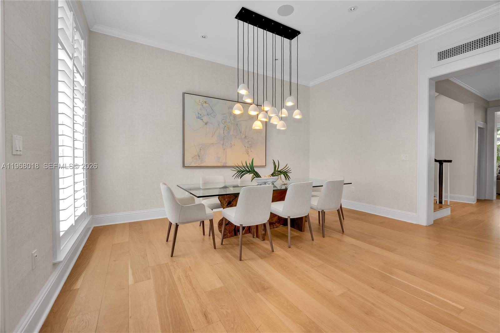 639 Almeria Ave