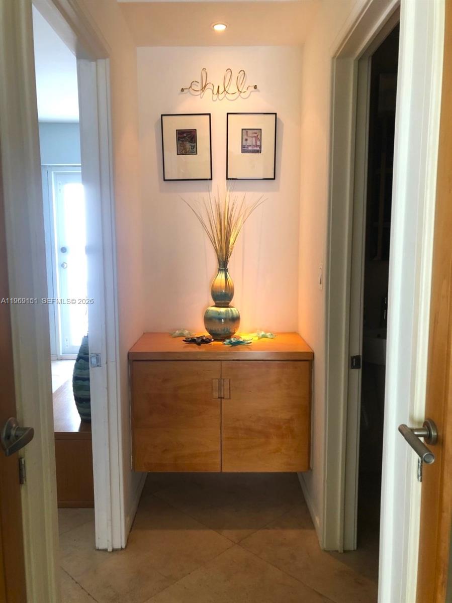 1545 Euclid Ave # 6H