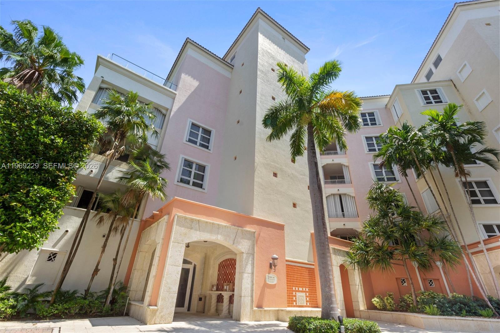 749 CRANDON BL # 411