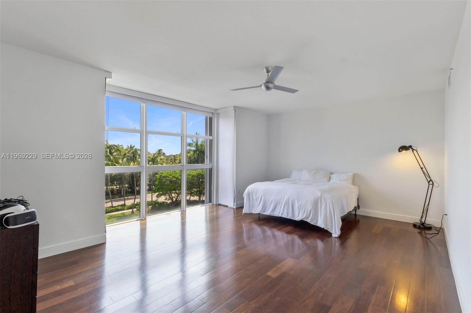 749 CRANDON BL # 411