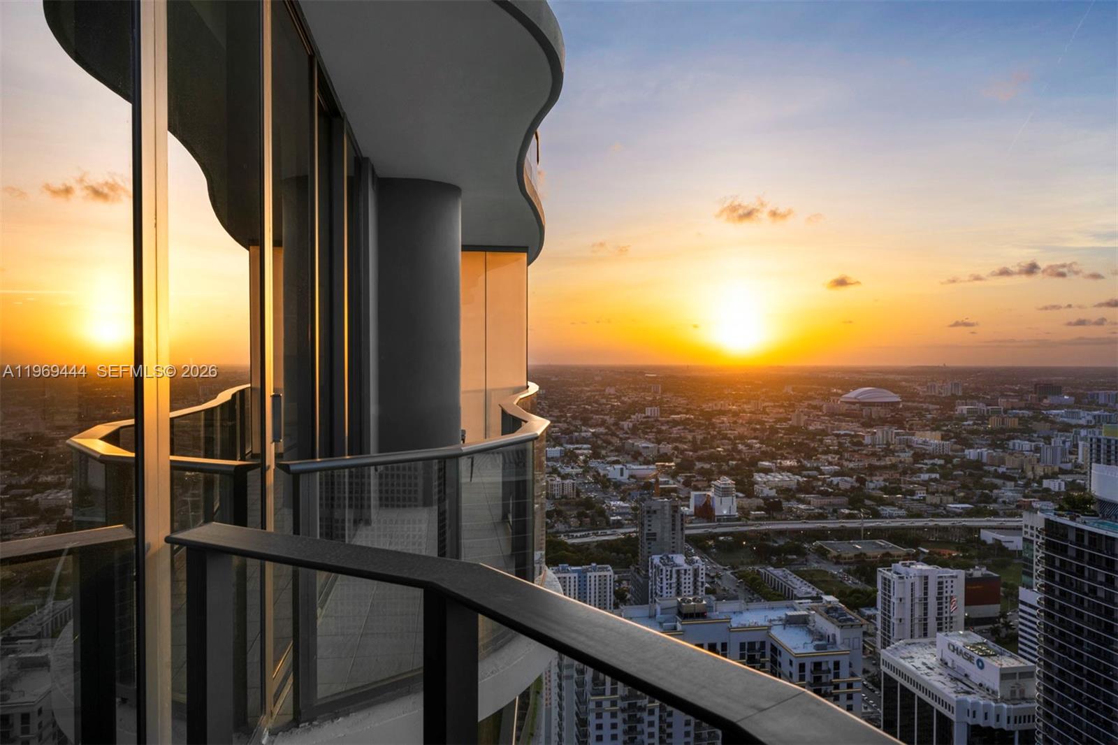 1000 Brickell Plz Unit: PH6108