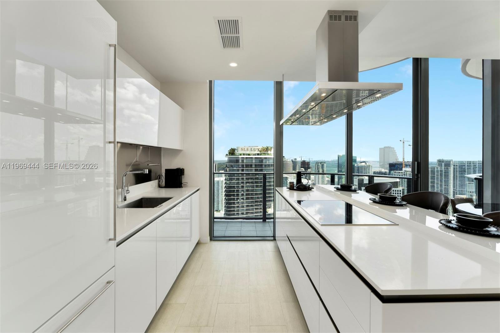 1000 Brickell Plz Unit: PH6108