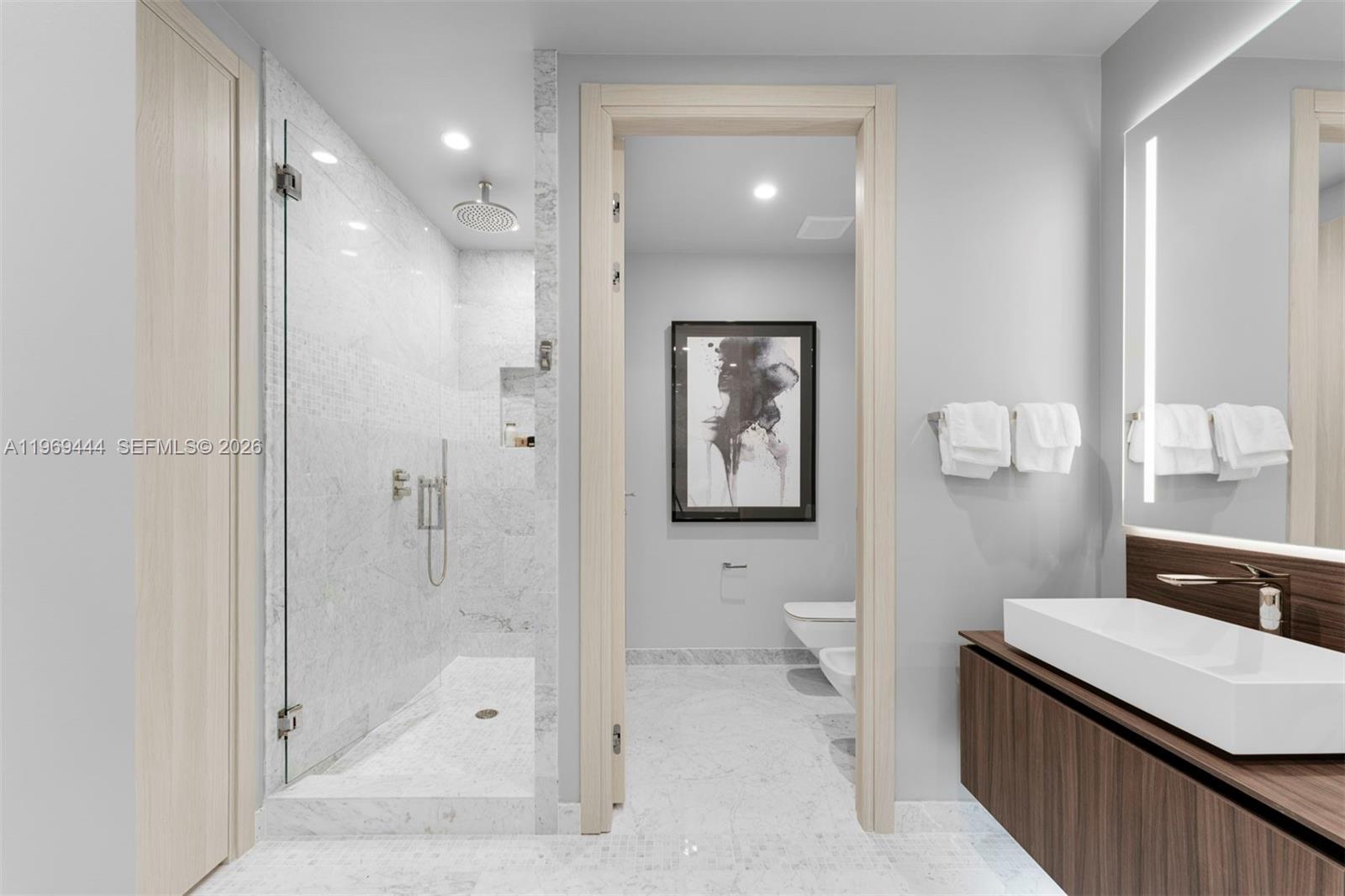 1000 Brickell Plz Unit: PH6108