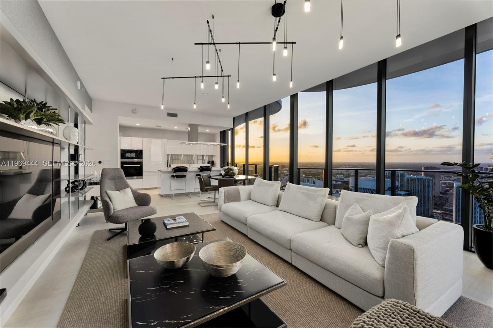 1000 Brickell Plz Unit: PH6108