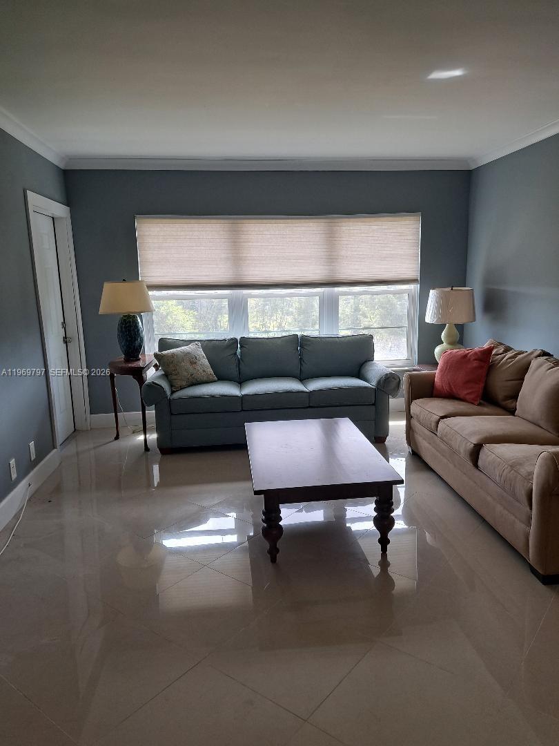 3150 N Palm Aire Dr # 905