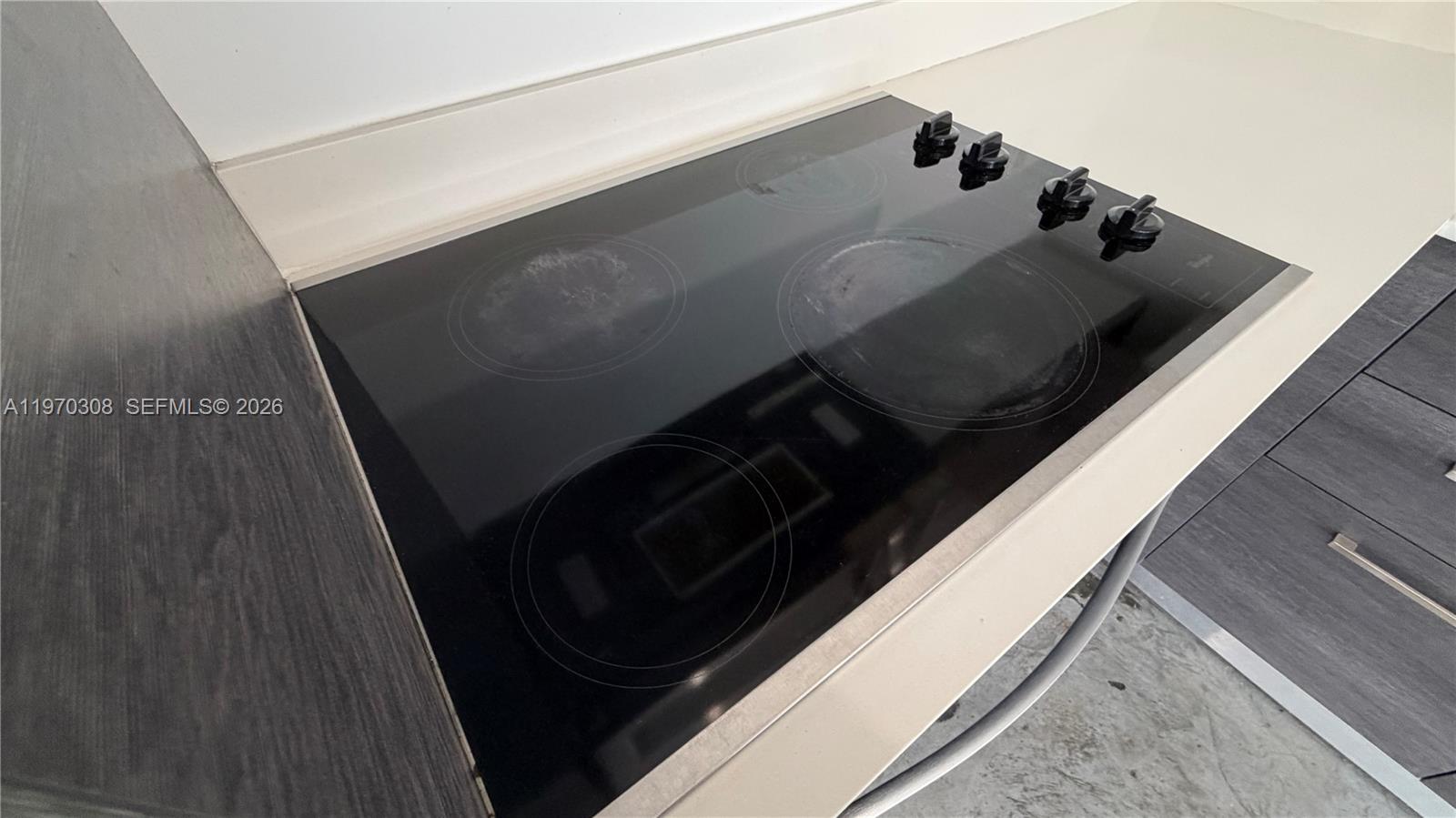 151 SE 1st St # 1809