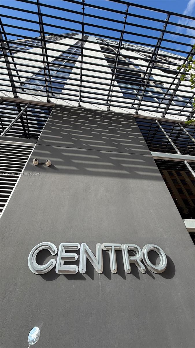 151 SE 1st St # 1809