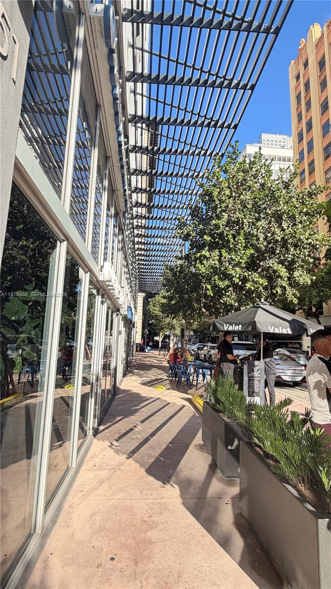 151 SE 1st St # 1809