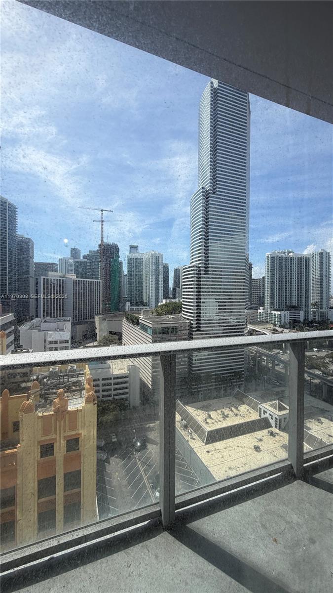 151 SE 1st St # 1809