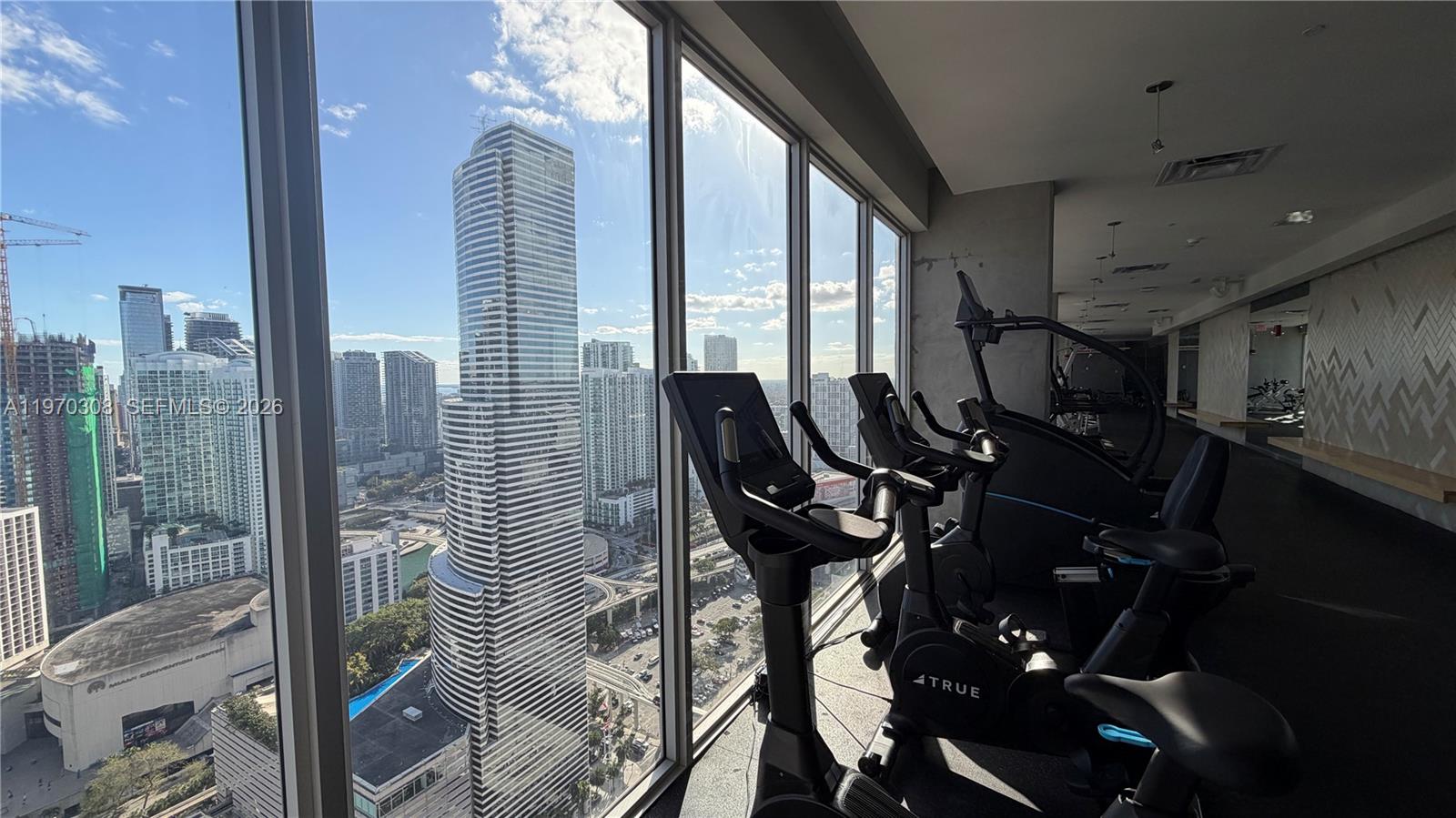 151 SE 1st St # 1809