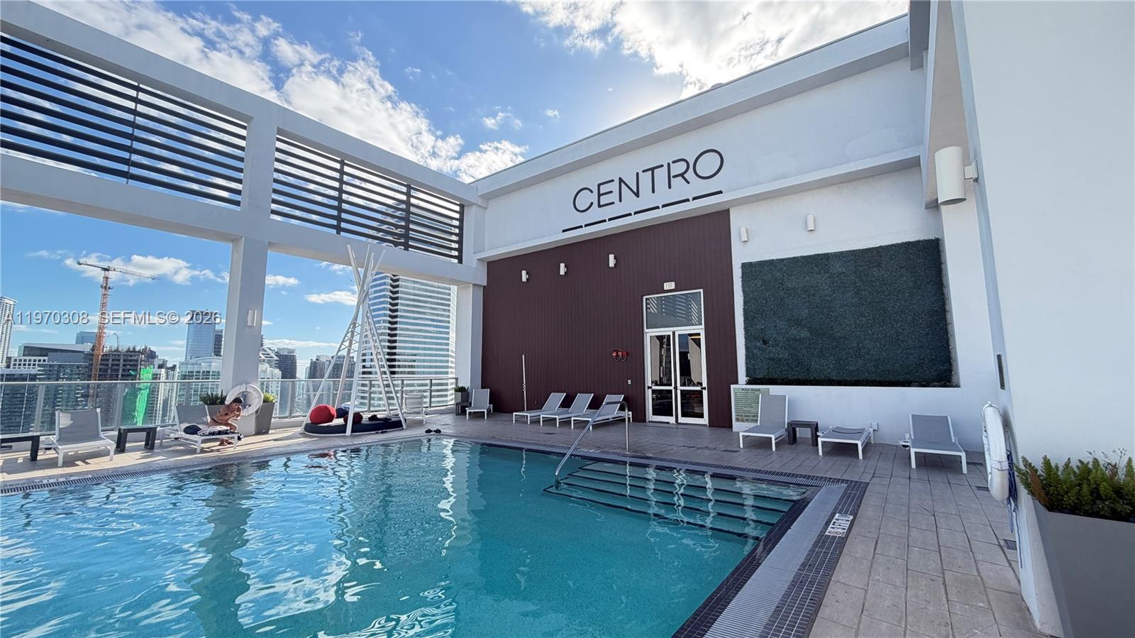 151 SE 1st St # 1809