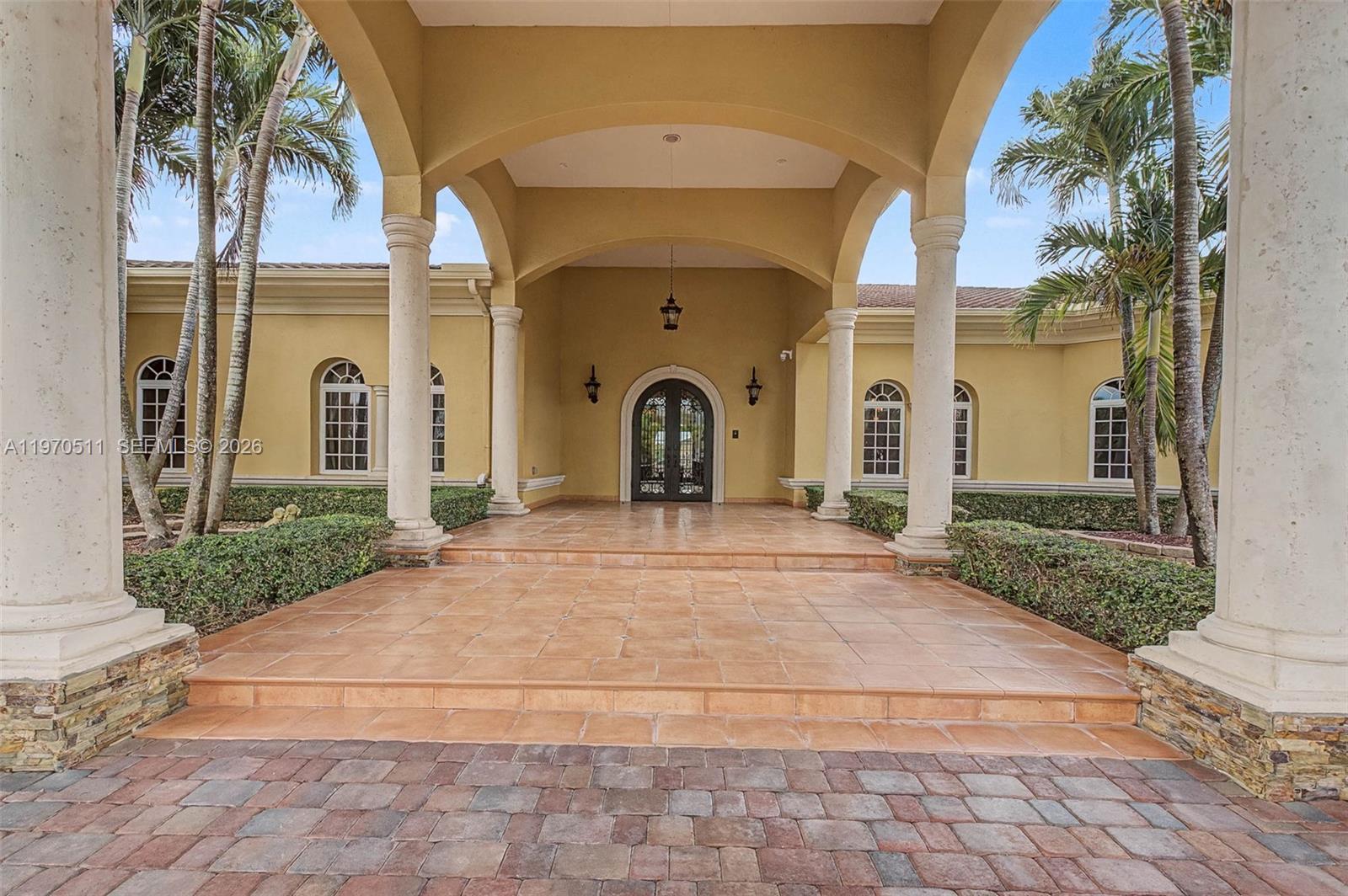 14901 SW 179 Av