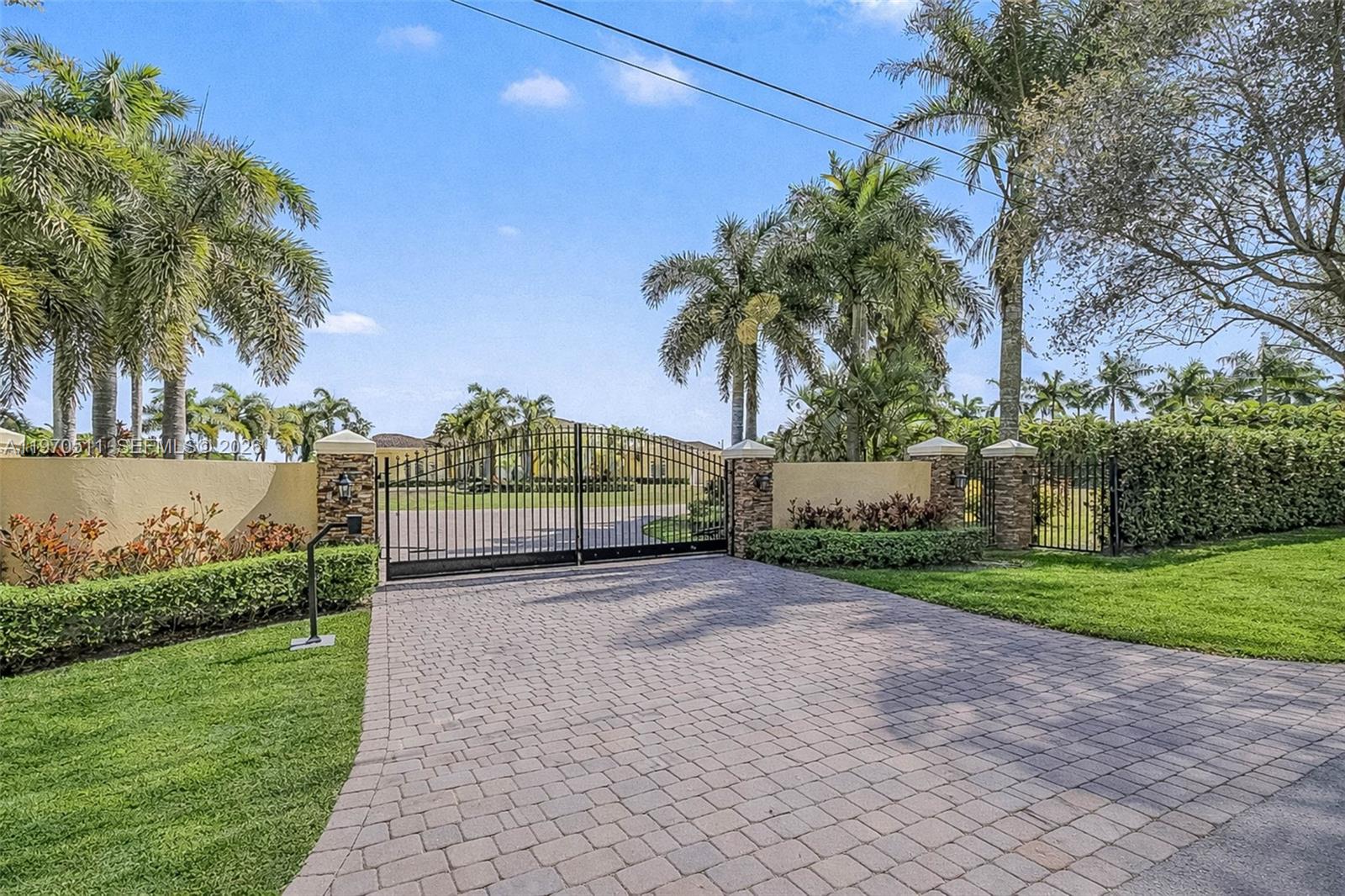 14901 SW 179 Av