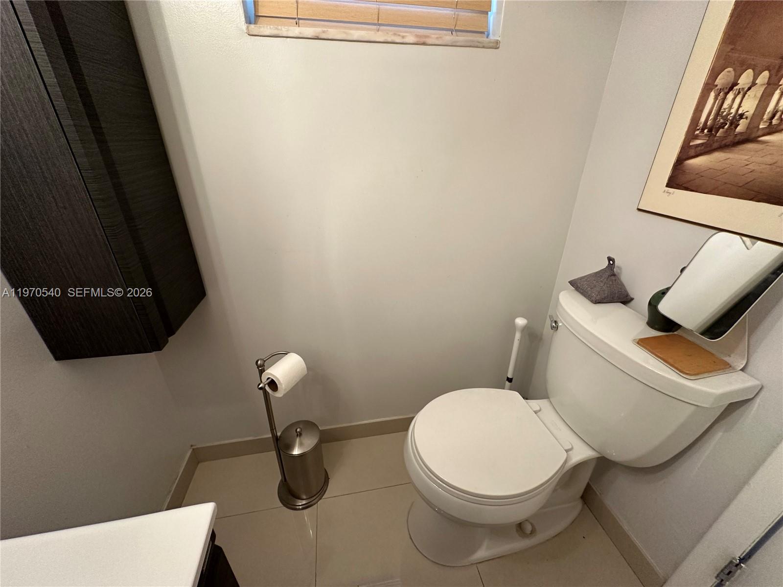 1351 NE 191st St # E107