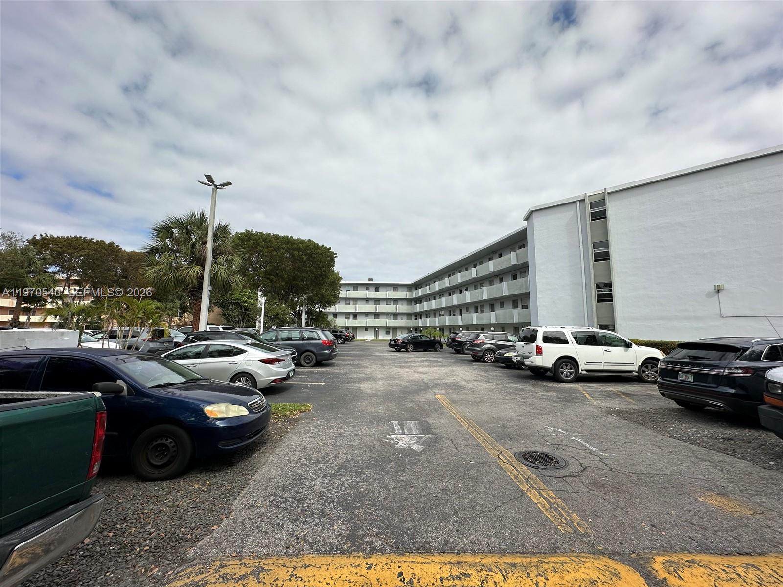 1351 NE 191st St # E107